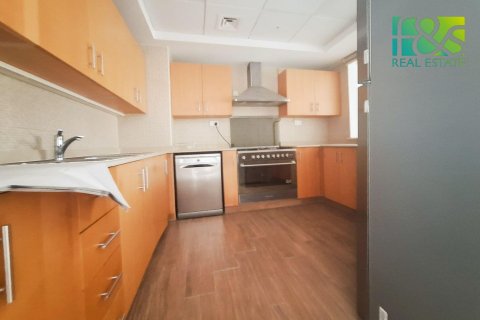 Shtëpi në qytet në Al Hamra Village, Ras Al Khaimah, Emiratet e Bashkuara Arabe 3 dhoma gjumi, 258.8 m2. № 478269 - Foto 2
