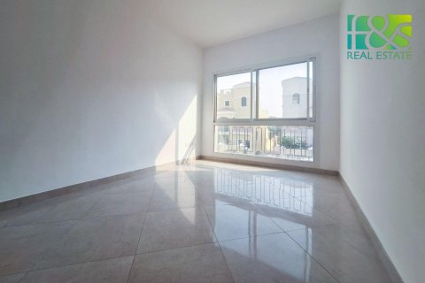 Shtëpi në qytet në Al Hamra Village, Ras Al Khaimah, Emiratet e Bashkuara Arabe 3 dhoma gjumi, 258.8 m2. № 478269 - Foto 10