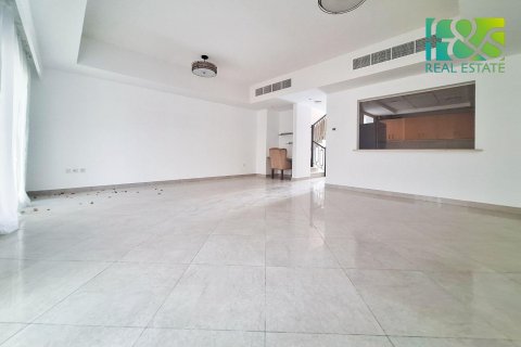 Shtëpi në qytet në Al Hamra Village, Ras Al Khaimah, Emiratet e Bashkuara Arabe 3 dhoma gjumi, 258.8 m2. № 478269 - Foto 6