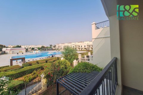 Shtëpi në qytet në Al Hamra Village, Ras Al Khaimah, Emiratet e Bashkuara Arabe 3 dhoma gjumi, 258.8 m2. № 478269 - Foto 1