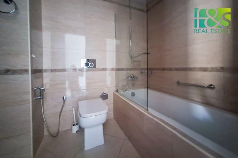 Shtëpi në qytet në Al Hamra Village, Ras Al Khaimah, Emiratet e Bashkuara Arabe 3 dhoma gjumi, 258.8 m2. № 478269 - Foto 28