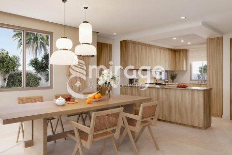 Townhouse in Khalifa City, Abu Dhabi, UAE 2 bedrooms, 125 sq.m. № 597329 - photo 4
