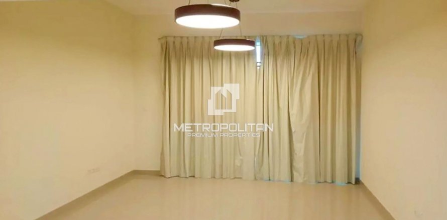 Apartament në Dubai Sports City, Emiratet e Bashkuara Arabe 1 dhomë gjumi, 75 m2. № 592558