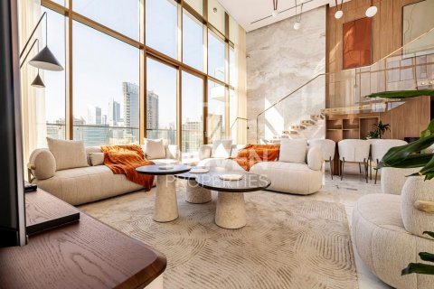 Penthouse në Business Bay, Dubai, Emiratet e Bashkuara Arabe 4 dhoma gjumi, 369 m2. № 603475 - Foto 21