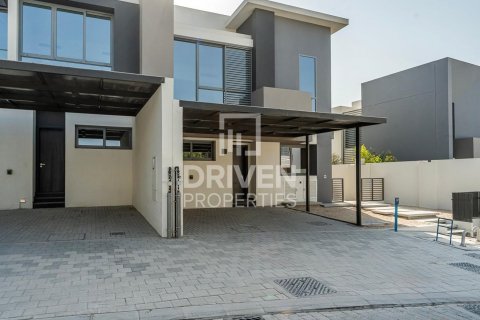 Řadový dům v wasl gate, Dubai, SAE 4 ložnice, 287 m² Č.: 603712 - fotografie 25