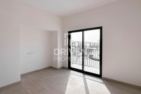 Townhouse in Al Furjan, Dubai, UAE 3 bedrooms, 204 sq.m. № 603477 - photo 11