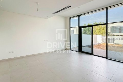 Townhouse in Al Furjan, Dubai, UAE 3 bedrooms, 204 sq.m. № 603477 - photo 3