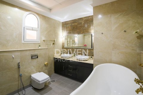 Vilë në The Villa, Dubai, Emiratet e Bashkuara Arabe 6 dhoma gjumi, 465 m2. № 603478 - Foto 22