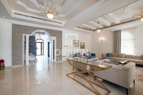 Vilë në The Villa, Dubai, Emiratet e Bashkuara Arabe 6 dhoma gjumi, 465 m2. № 603478 - Foto 3