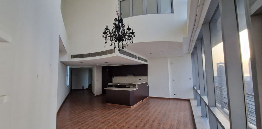 Duplex a DIFC, Dubai, EAU 1 camera da letto, 163 mq. № 581025