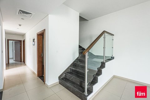 Řadový dům v Dubai, SAE 4 ložnice, 301.7 m² Č.: 580683 - fotografie 2