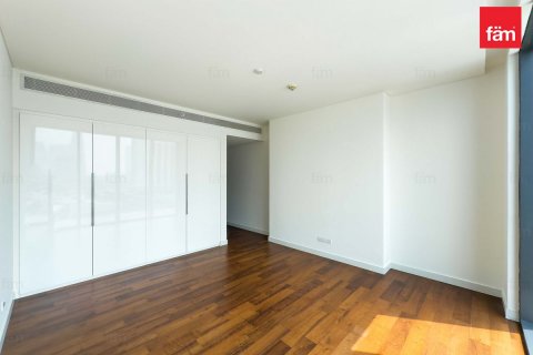 Apartment in Al Wasl, Dubai, UAE 2 bedrooms, 175.2 sq.m. № 622807 - photo 12