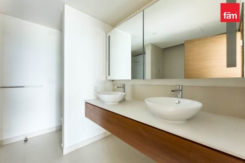 Apartment in Al Wasl, Dubai, UAE 2 bedrooms, 175.2 sq.m. № 622807 - photo 22