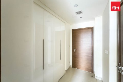 Apartment in Al Wasl, Dubai, UAE 2 bedrooms, 175.2 sq.m. № 622807 - photo 13