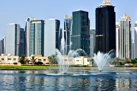 Office in Jumeirah Lake Towers, Dubai, UAE 75.4 sq.m. № 624355 - photo 9