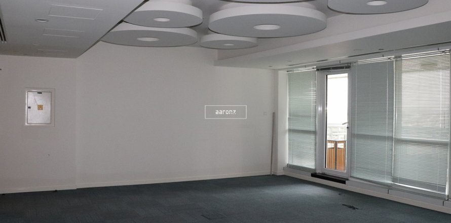Office in Jumeirah Lake Towers, Dubai, UAE 75.4 sq.m. № 624355