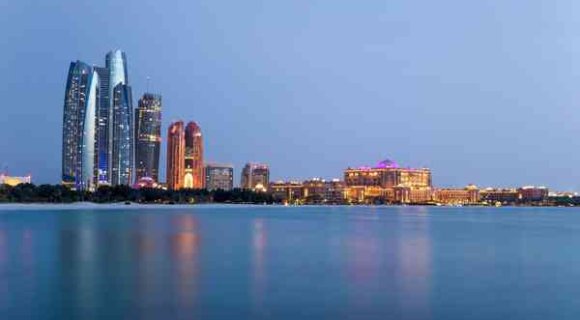 Važne činjenice o glavnom gradu UAE za one koji tamo žele kupiti nekretnine