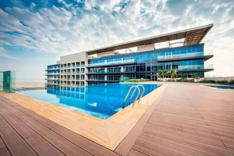 Byt v Abu Dhabi, SAE 3 ložnice, 147 m² Č.: 599045 - fotografie 11