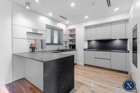 Διαμέρισμα σε Downtown Dubai (Downtown Burj Dubai), ΗΑΕ 3 υπνοδωμάτια, 157 τ.μ. Αρ. 628096 - φωτογραφία 2