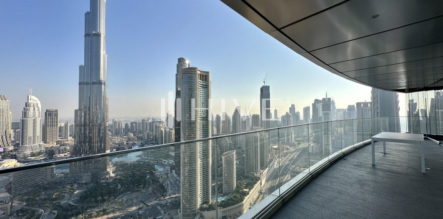 Apartament në Downtown Dubai (Downtown Burj Dubai), Dubai, Emiratet e Bashkuara Arabe 3 dhoma gjumi, 225.5 m2. № 578858