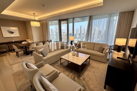 Apartament në Downtown Dubai (Downtown Burj Dubai), Dubai, Emiratet e Bashkuara Arabe 3 dhoma gjumi, 225.5 m2. № 578858 - Foto 3