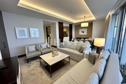 Apartament në Downtown Dubai (Downtown Burj Dubai), Dubai, Emiratet e Bashkuara Arabe 3 dhoma gjumi, 225.5 m2. № 578858 - Foto 4