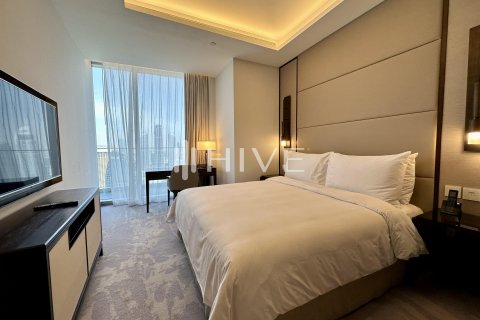 Appartement te huur in Downtown Dubai (Downtown Burj Dubai), Dubai, VAE 2 slaapkamers, 155.4 vr.m., nr 578857 - foto 8