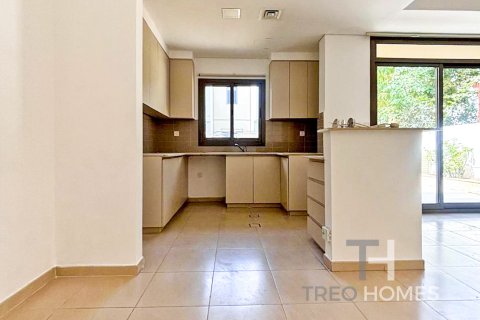 Řadový dům v Town Square, Dubai, SAE 3 ložnice, 207 m² Č.: 586749 - fotografie 4
