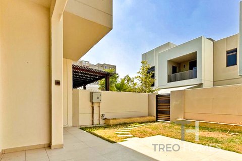 Řadový dům v Town Square, Dubai, SAE 3 ložnice, 207 m² Č.: 586749 - fotografie 1