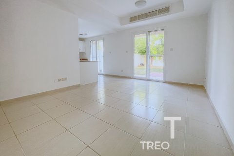 Villa in affitto a The Springs, Dubai, EAU 2 camere da letto, 153 mq. № 586747 - foto 1