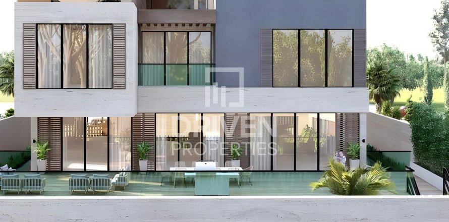 Villa in Jumeirah, Dubai, UAE 7 bedrooms, 1672 sq.m. № 602062