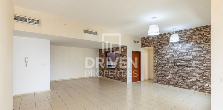 Apartment in Jumeirah Beach Residence, Dubai, UAE 4 bedrooms, 271 sq.m. № 602061