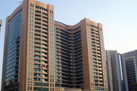 Zyrë në Hamdan Street, Abu Dhabi, Emiratet e Bashkuara Arabe 331 m2. № 594193 - Foto 2