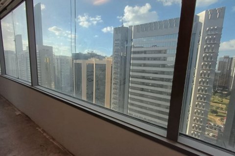 Zyrë në Hamdan Street, Abu Dhabi, Emiratet e Bashkuara Arabe 331 m2. № 594193 - Foto 4