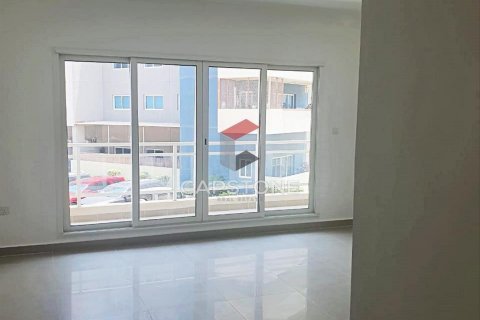Apartament në Al Reef, Abu Dhabi, Emiratet e Bashkuara Arabe 2 dhoma gjumi, 105 m2. № 604541 - Foto 10