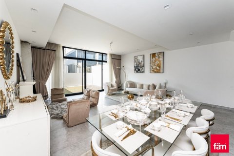 Üürile anda villa asukohaga Al Furjan, Dubai, AÜE: 4 magamistoaga, 177.4 m² Nr 622489 - pilt 6