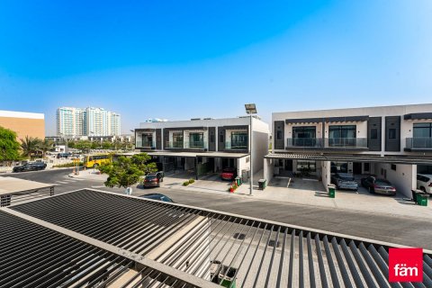 Üürile anda villa asukohaga Al Furjan, Dubai, AÜE: 4 magamistoaga, 177.4 m² Nr 622489 - pilt 1