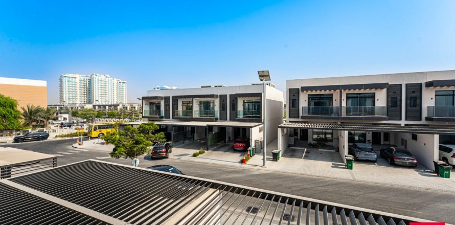 Villa asukohaga Al Furjan, Dubai, AÜE: 4 magamistoaga, 177.4 m² Nr 622489