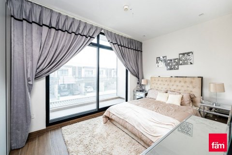 Üürile anda villa asukohaga Al Furjan, Dubai, AÜE: 4 magamistoaga, 177.4 m² Nr 622489 - pilt 12