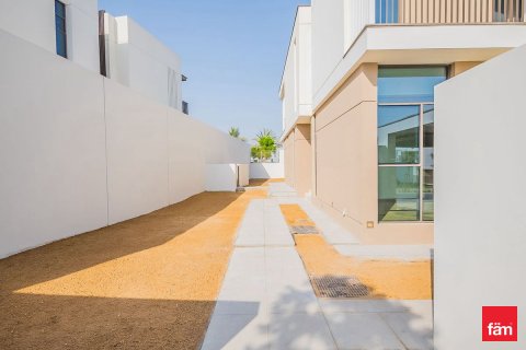 Vila v Al Furjan, Dubai, SAE 4 ložnice, 419.6 m² Č.: 622490 - fotografie 8