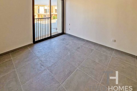 Řadový dům v Dubai, SAE 4 ložnice, 216 m² Č.: 590236 - fotografie 9