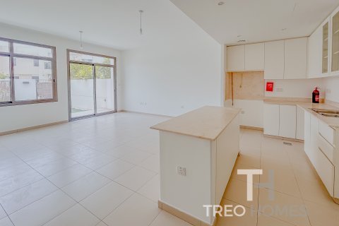 Řadový dům v Town Square, Dubai, SAE 4 ložnice, 225 m² Č.: 590239 - fotografie 3