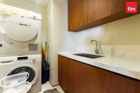 Huoneisto Downtown Dubai (Downtown Burj Dubai), Arabiemiraatit 2 makuuhuonetta, 191.4 m2 № 601532 - kuva 25