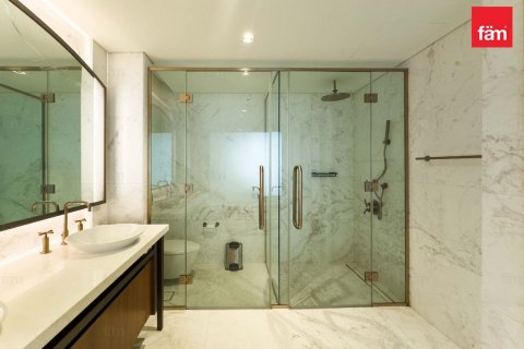 Huoneisto Downtown Dubai (Downtown Burj Dubai), Arabiemiraatit 2 makuuhuonetta, 191.4 m2 № 601532 - kuva 20