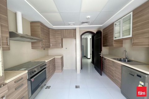 Villa til leje i Dubai, UAE 4 soveværelser, 700.9 kvm № 621295 - foto 29