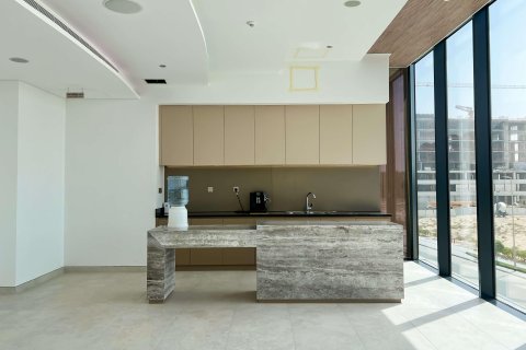 Apartment in Dubai Land, UAE 2 bedrooms, 156.82 sq.m. № 589979 - photo 2