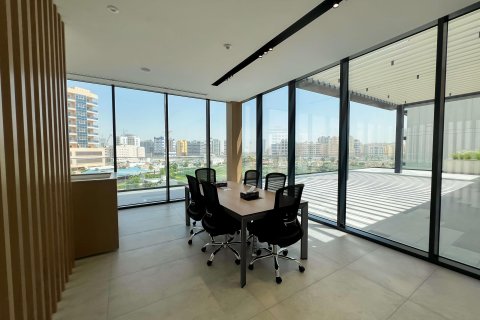 Apartment in Dubai Land, UAE 2 bedrooms, 156.82 sq.m. № 589979 - photo 10