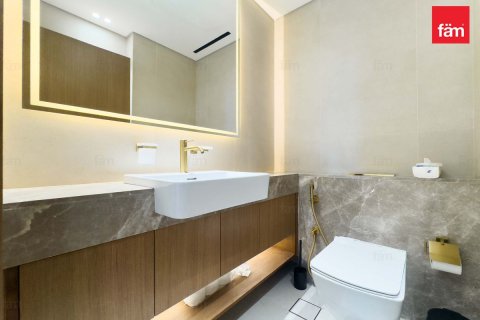 Apartmen di Business Bay, Dubai, UAE 2 bilik tidur, 122.4 meter persegi № 621302 - foto 18