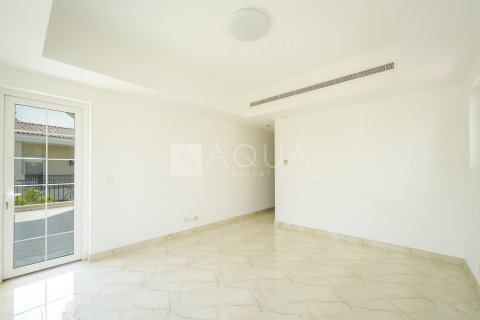 Снять в аренду виллу в Арабиан Ранчес, Дубай, ОАЭ 4 спальни, 409.2м2, № 616311 - фото 20