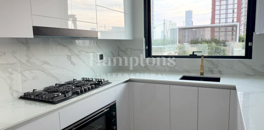 Byt v Jumeirah Village Circle, Dubai, SAE 3 ložnice, 279.452 m² Č.: 583841